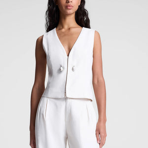 Leo Vest