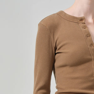 Varra Henley