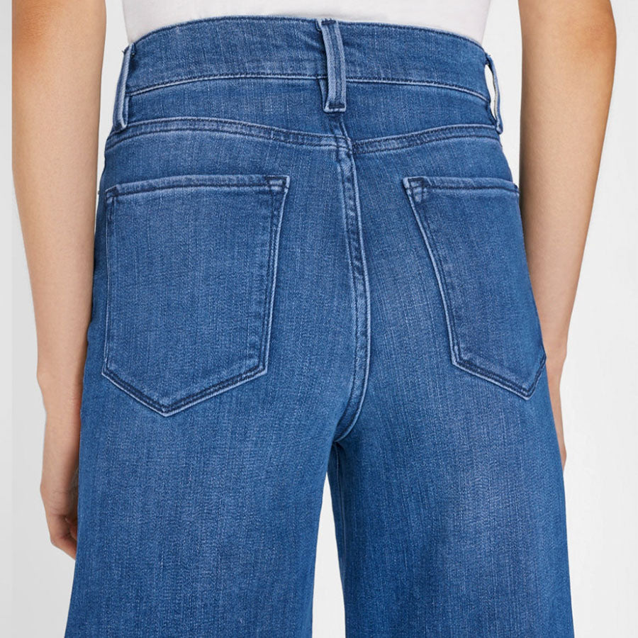 Le Palazzo Crop