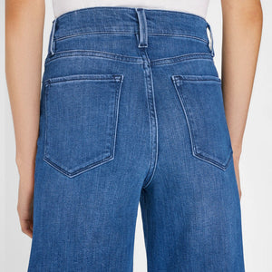 Le Palazzo Crop